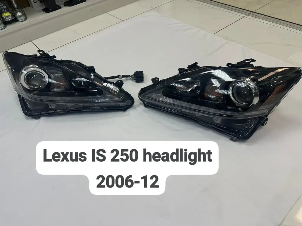 IS HEADLIGHT 2006-12 LED OEM